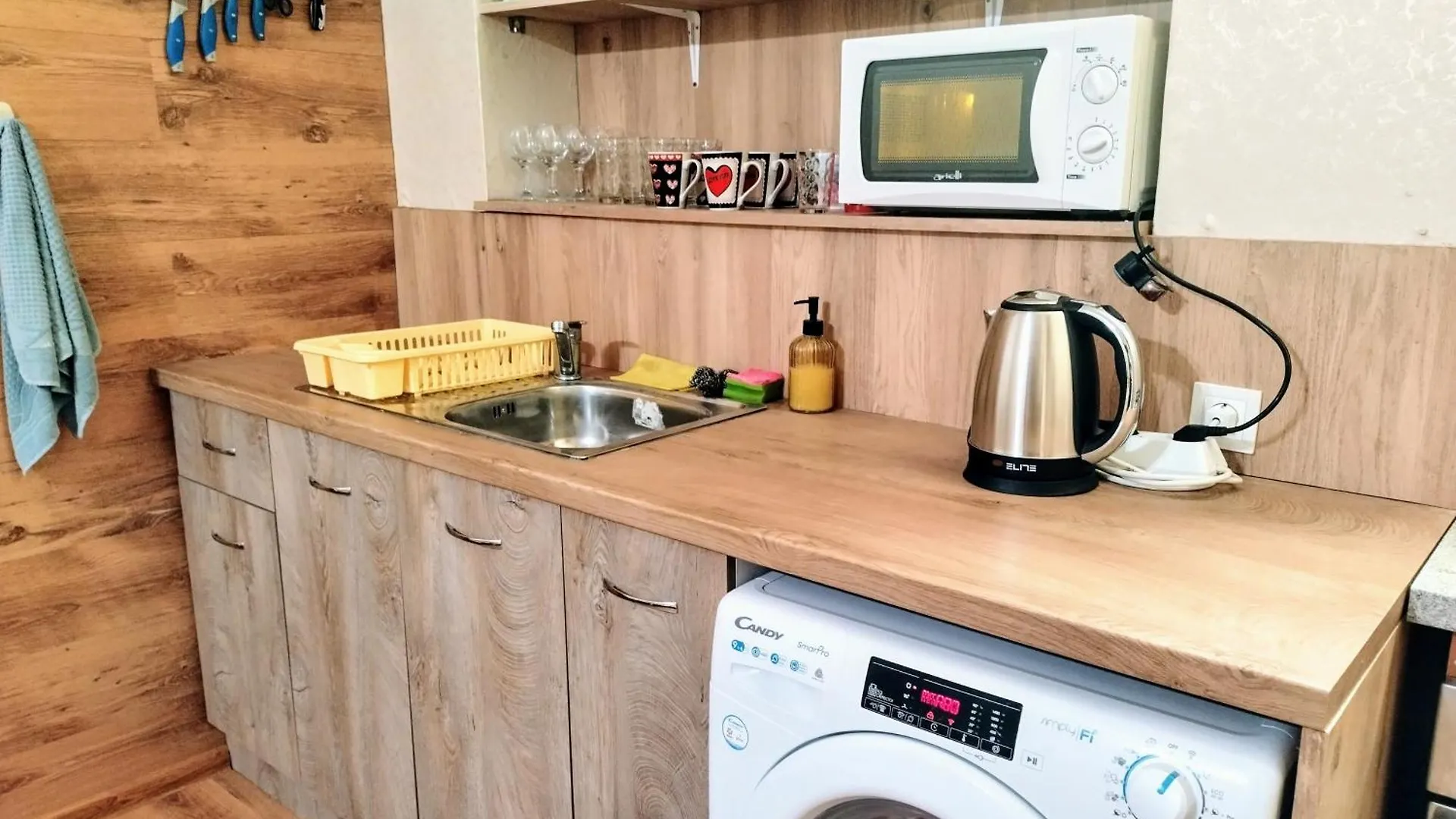 The Square - 2 Bedrooms Retro Flat With Great Location, 1St Fl Burgas Apartment