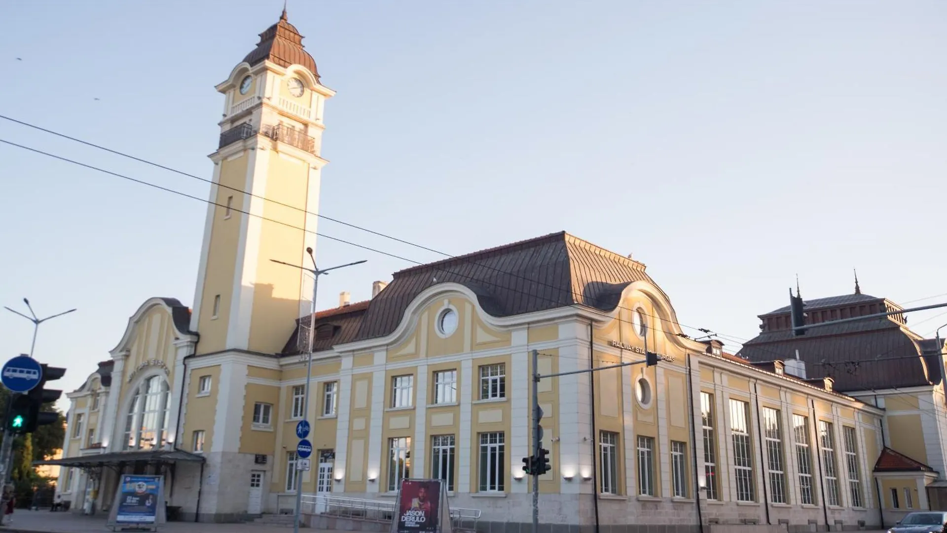 Appartement The Square - 2 Bedrooms Retro Flat With Great Location, 1St Fl Burgas Stad